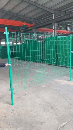 西安果園公路護欄網 守護交通安全，提升果園形象